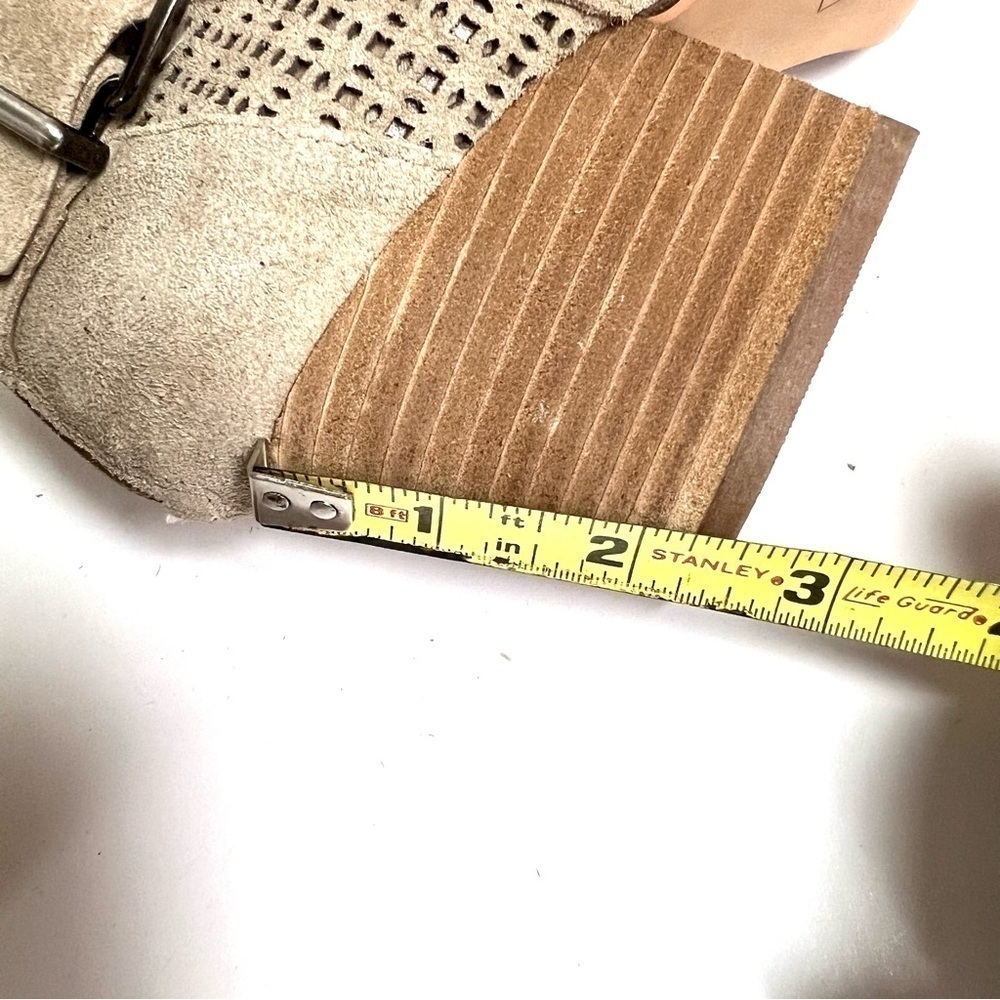 Vince Camuto Naryka ankle buckle Bootie suede leather tan women’s size 8 - Picture 8 of 10